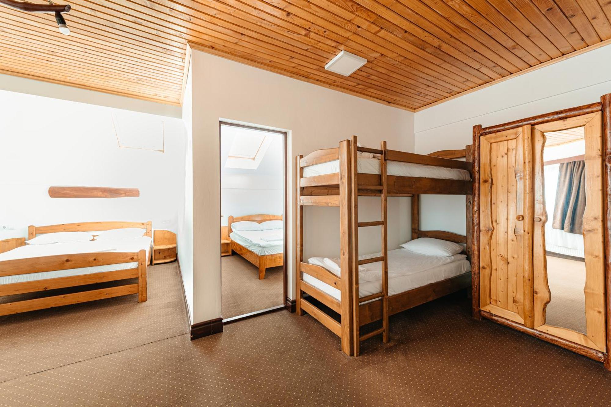 فندق Complex Turistic Alpina Blazna Sant المظهر الخارجي الصورة